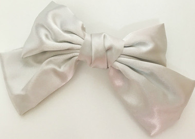 Bow hair accessories