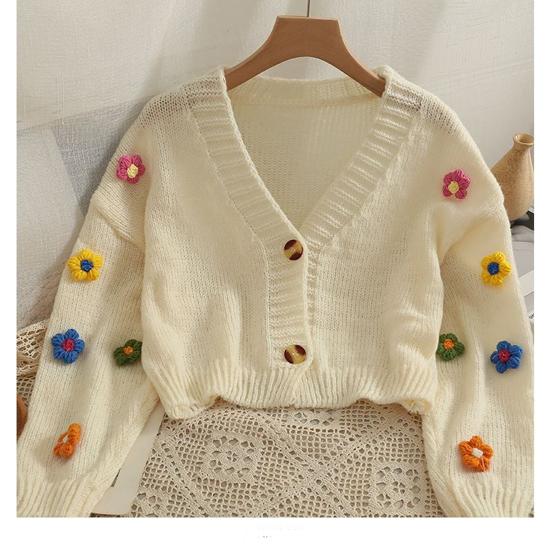 Kurzer Cardigan-Pullover mit 3D-Blumenmuster 