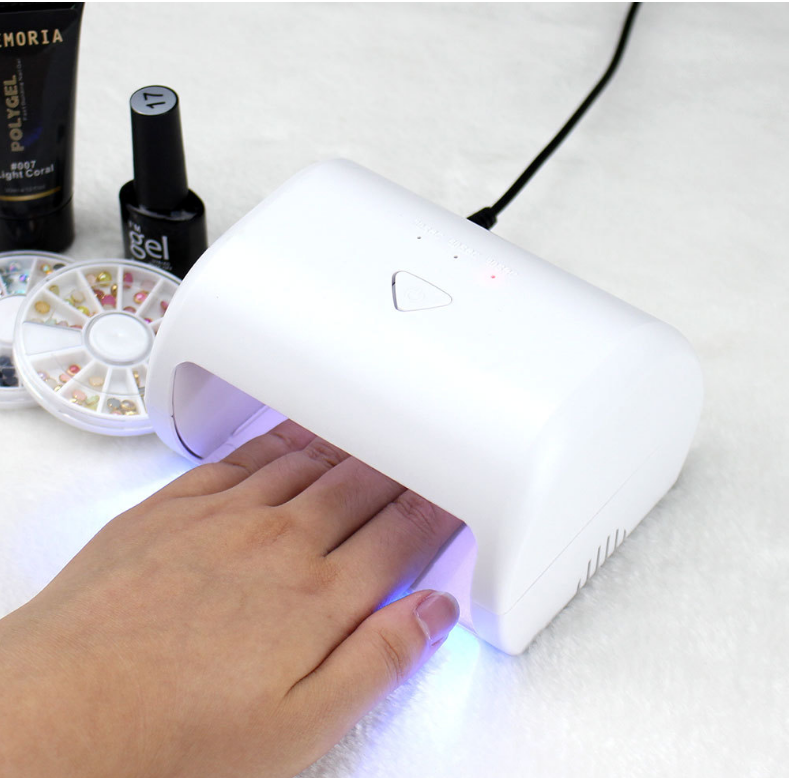 Nail lamp