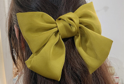 Bow hair accessories