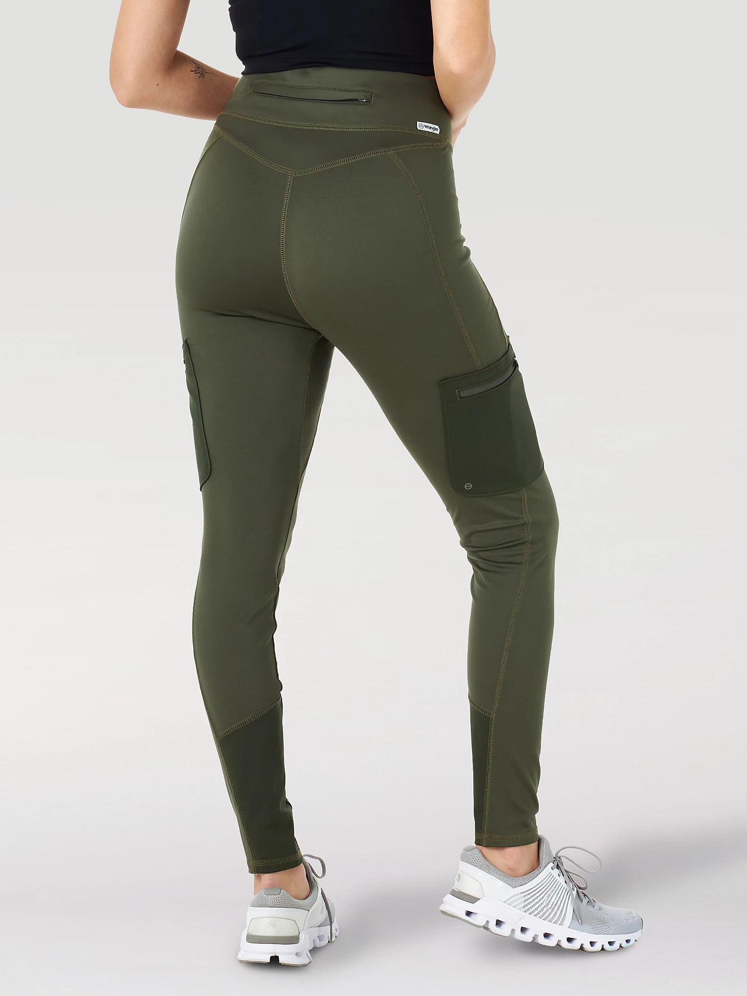 ATG BY WRANGLER™ CARGO-LEGGINGS FÜR DAMEN IN OLIVE 