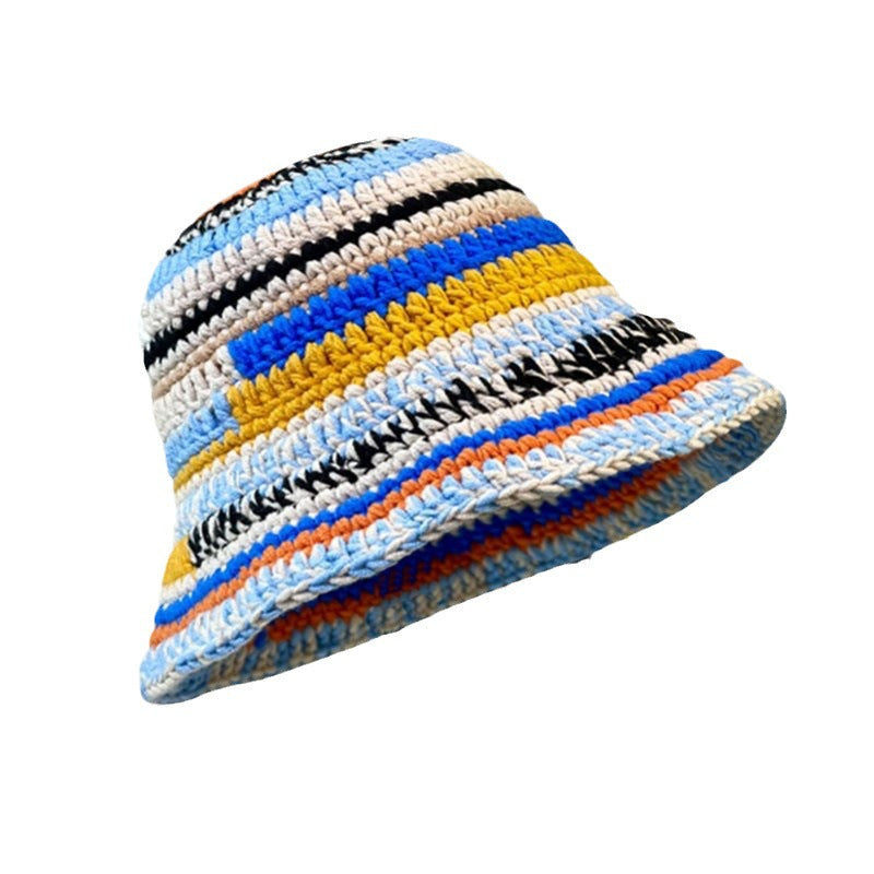 Gorro tejido a rayas hecho a mano de color para niños