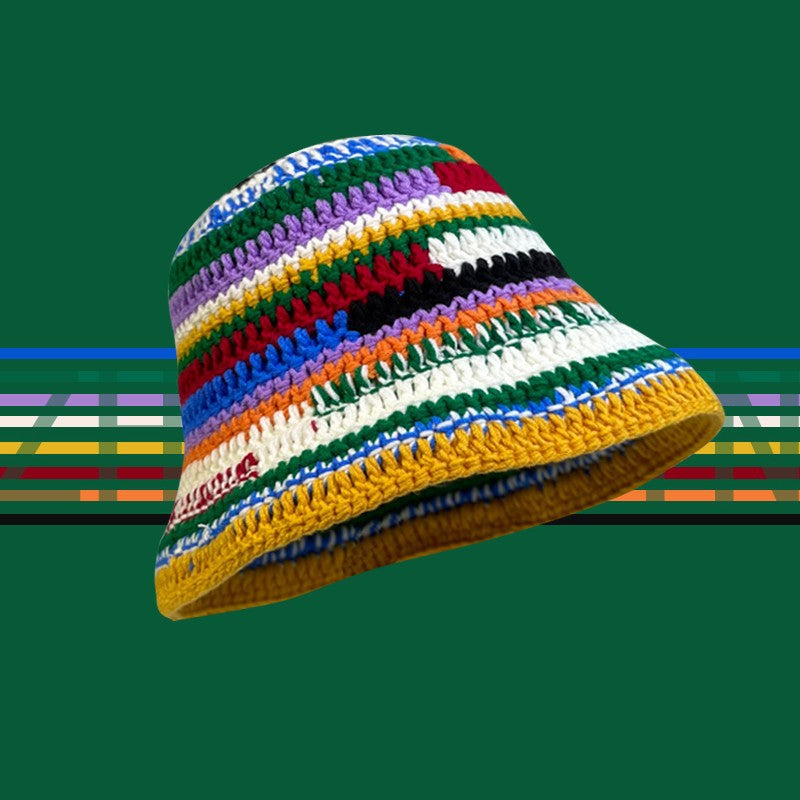 Gorro tejido a rayas hecho a mano de color para niños