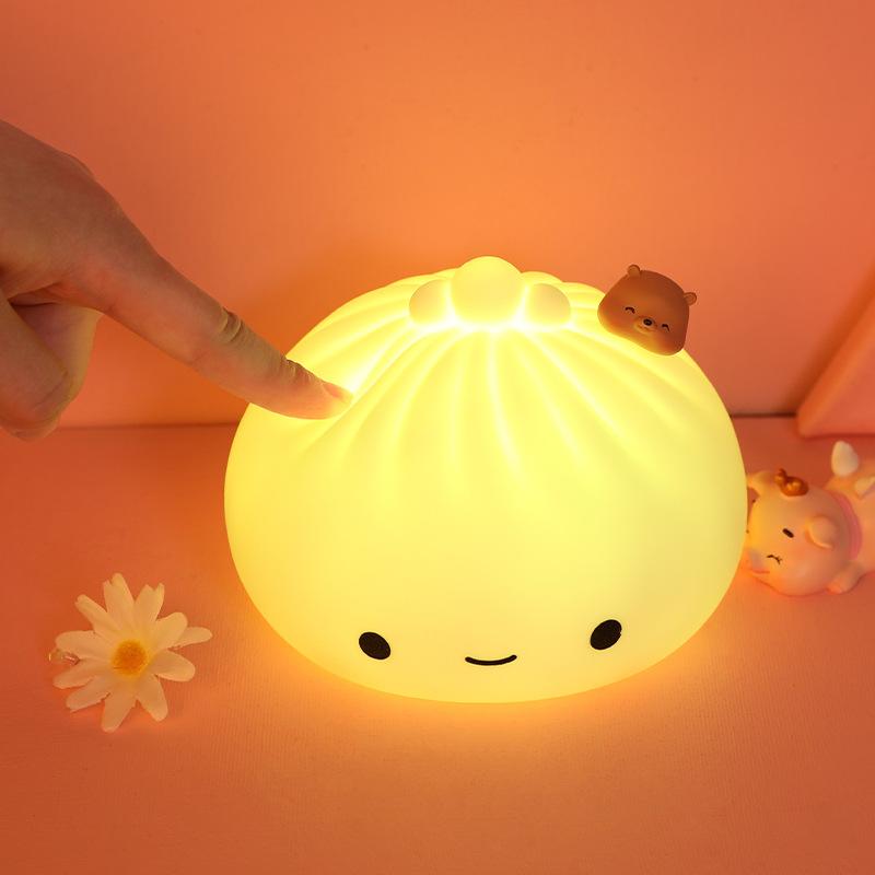 Steamed Bun Patting Night Light Gift