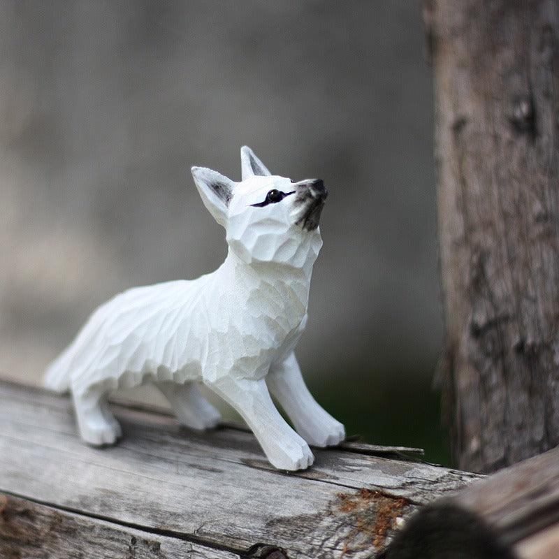 Figurines de renard sculptées à la main en bois peint