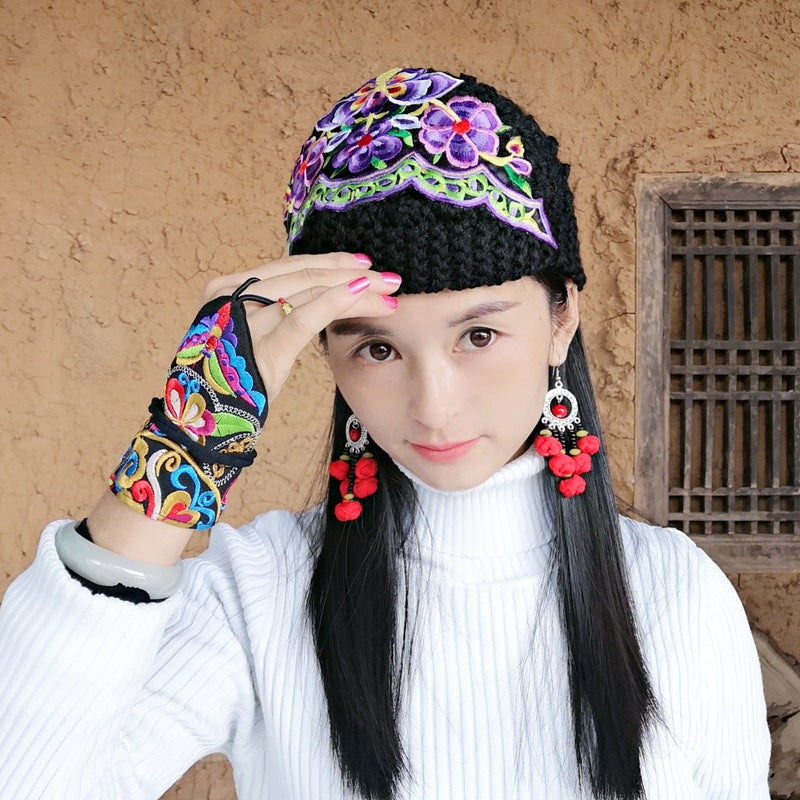 Ethnic style embroidered hat, fashionable and versatile, leisure trend, special women's knitting hat