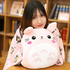 Simpatico cuscino e coperta Totoro