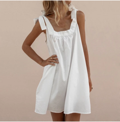 Comfortable A-line dress with suspenders