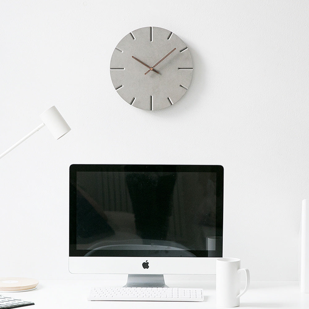 Orologio da parete rotondo moderno minimalista con fori profondi