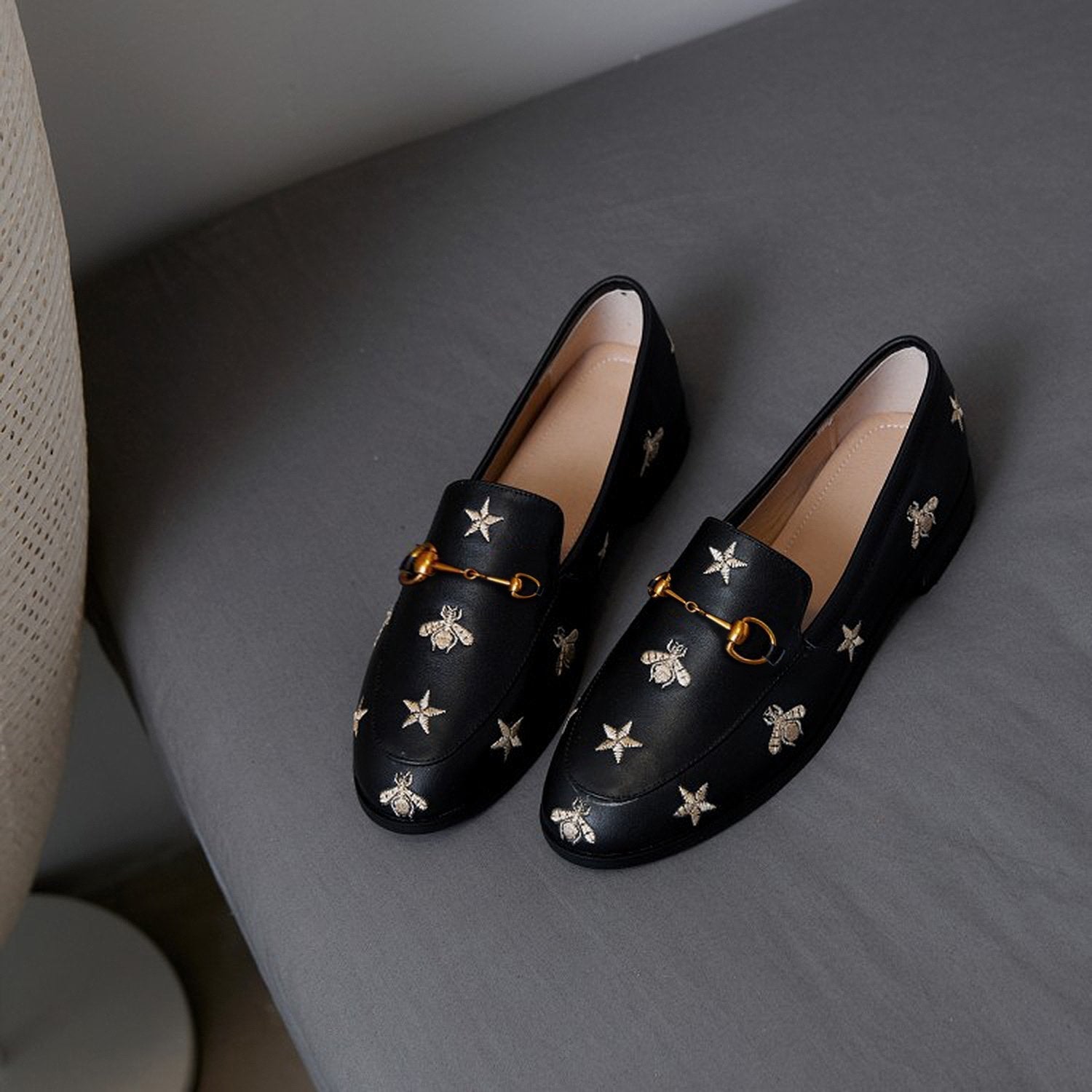 Women Classic Bee and Star Leather Loafers