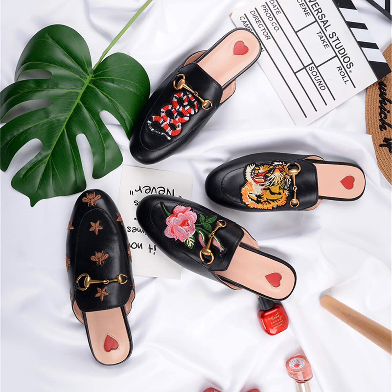 Women Heart Metal Buckle Embroidery Pattern Mules