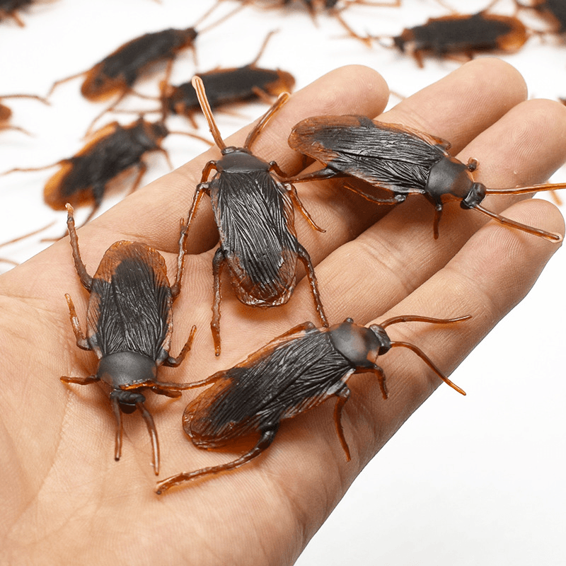 10Pcs Prank Funny Trick Joke Toys Lifelike Model Simulation Fake Cockroach Toys Kids Children Props