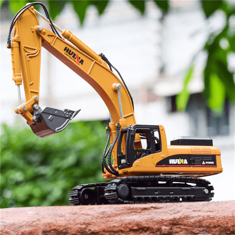 HUINA 7713-1 1/50 Scale Alloy Hydraulic Excavator Diecast Model Engineering Digging Toys