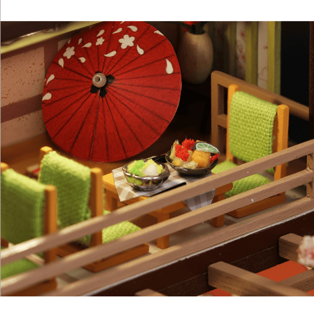 Homeda M2011 Sushi-Restaurant im japanischen Stil, DIY-Puppenhaus, Montagekabine, kreatives Spielzeug mit Staubschutz, Spielzeug für den Innenbereich