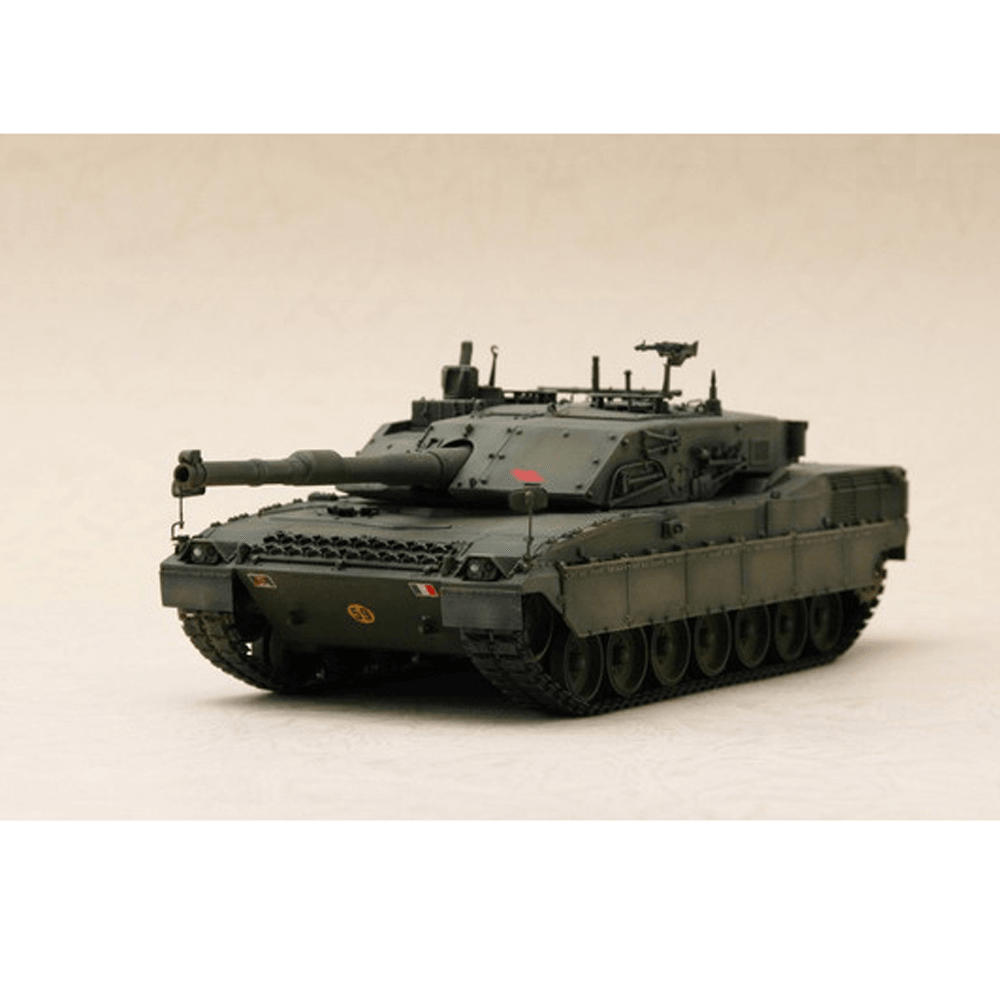 Trumpeter 1:35 Italian C1 Ariete DIY Assembled Tank Static Model Building Set