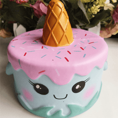 Cute Unicorn Cake Squishy 11 * 10 CM Super Slow Rising Squeeze Cream Paquete original perfumado