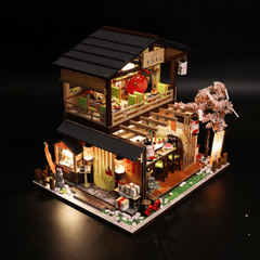 Homeda M2011 Sushi-Restaurant im japanischen Stil, DIY-Puppenhaus, Montagekabine, kreatives Spielzeug mit Staubschutz, Spielzeug für den Innenbereich