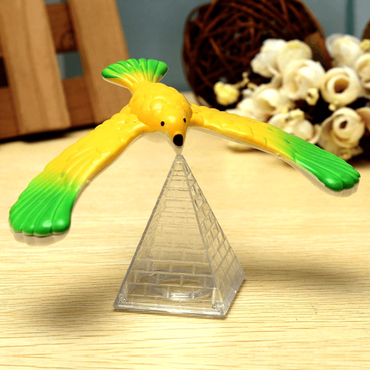 Magic Balancing Bird Science Desk Fun Learning Gag Gift Novelties Toys