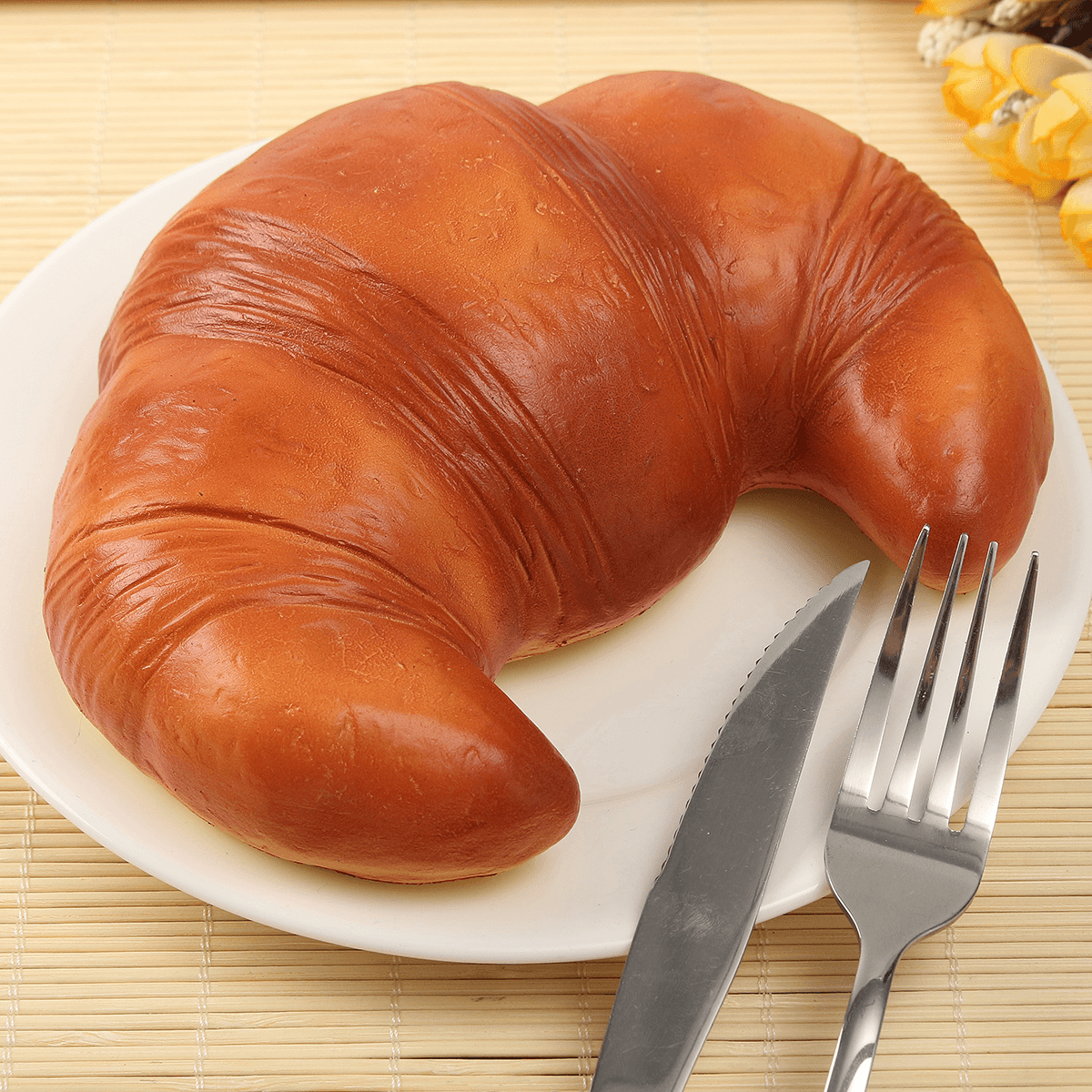 Areedy 18 cm Croissant-Squishy-Duft, lizenziertes, superlangsam aufgehendes Brot mit Originalverpackung