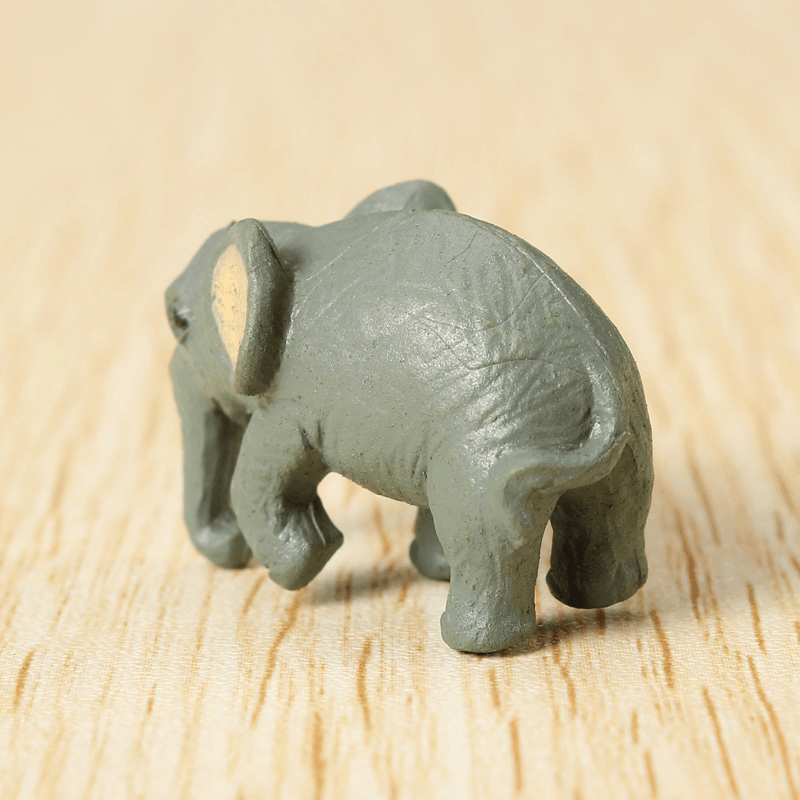 Tiny Q 2.8CM Elephant Mini Ornament Furnishing Articles