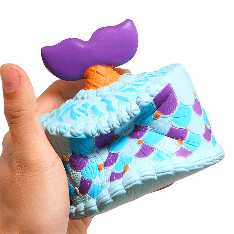 Niedlicher Einhorn-Kuchen-Squishy, ​​11 x 10 cm, super langsam aufsteigender Squeeze-Creme-Duft, Originalverpackung