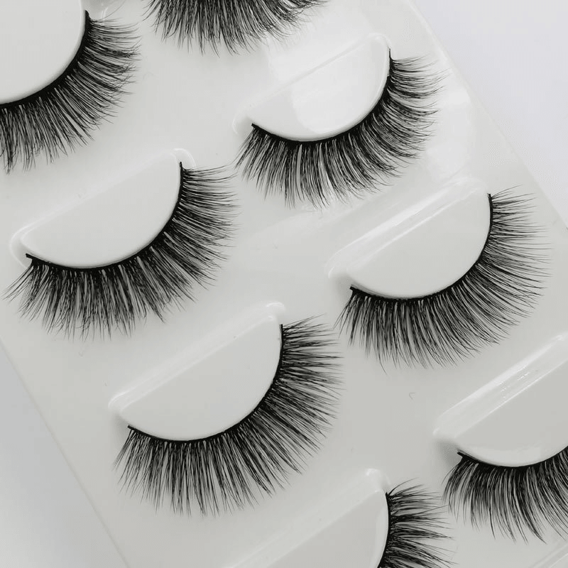 4 Pairs of Handmade Mink Hair False Eyelashes Slender Long Three-Dimensional Multi-Layer Eyelashes