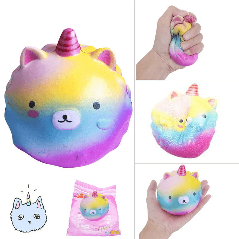 Süßes weiches Regenbogen-Einhorn-Wal-Erdbeer-Squishy-Charm-Dekompressions-Geschenkspielzeug