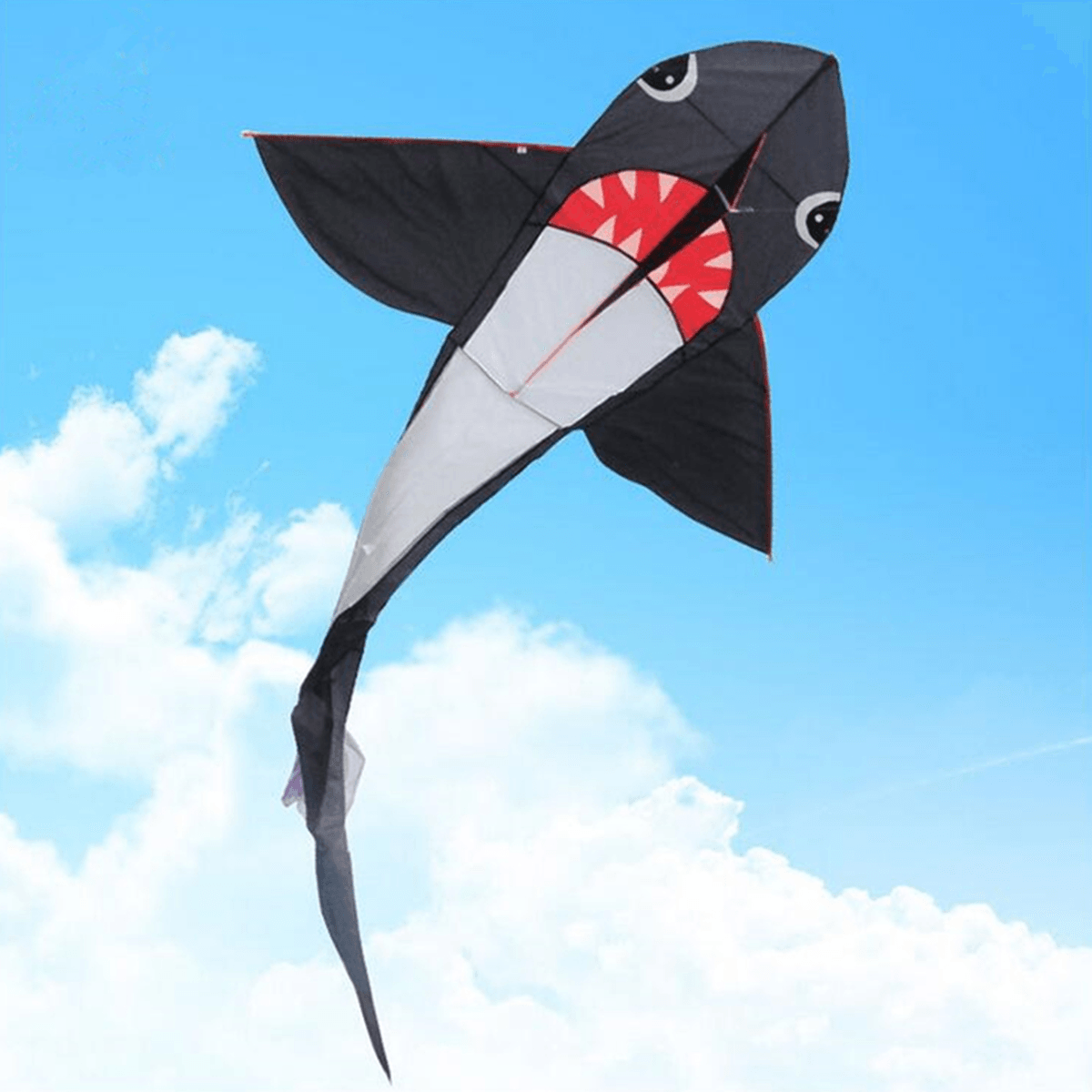 55/77 Zoll großes Shark Kite Kid Outdoor-Spielspielzeug ohne Schnuraufwickler