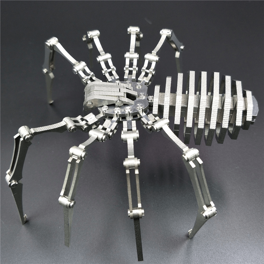 Steel Warcraft 3D Puzzle 64Pcs DIY Assembly Spider Toys DIY Stainless Steel Model Building Decor 12.5*12.5*3.5Cm