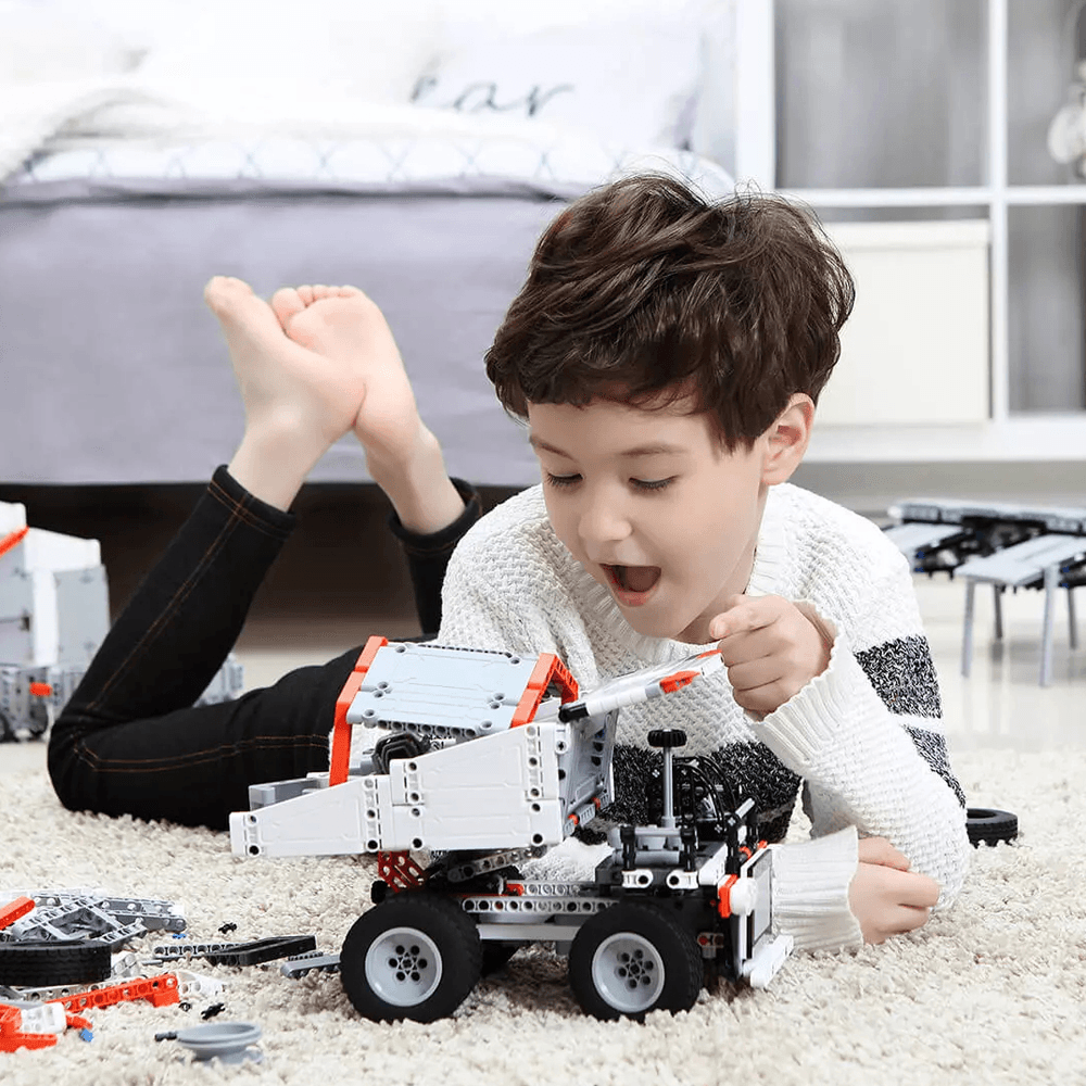 ONEBOT White Mine Truck Car 500+ Pcs Mechanical Transmission Control and Tipping Bucket Lifting System Technical Building Blocks Model Toy for Kids Gift