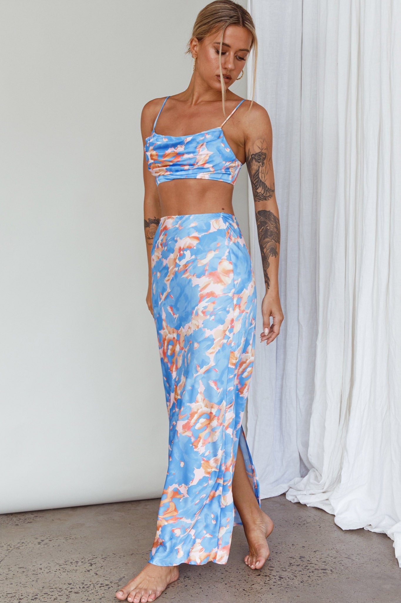 Well Versed Crop Top Abstract Blue