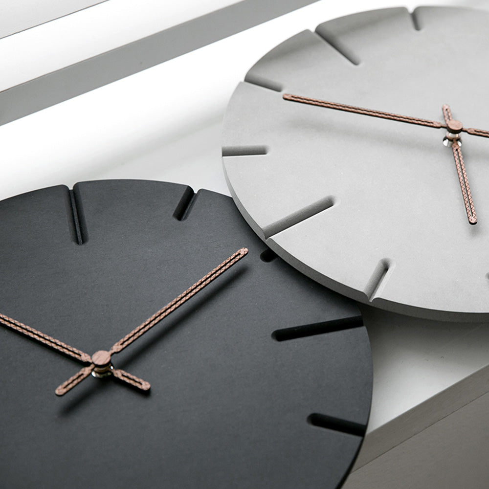 Orologio da parete rotondo moderno minimalista con fori profondi