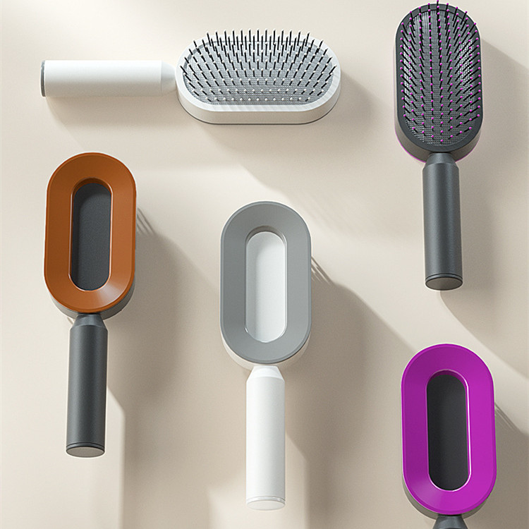 Single Push Cleaning Hair Brush™ 