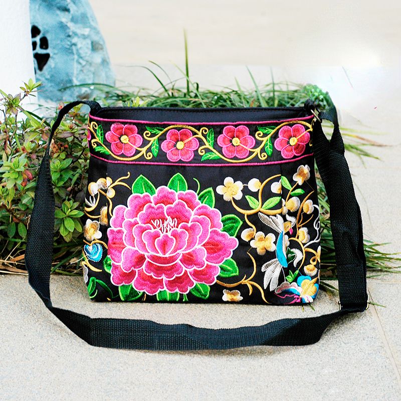 New Women's Bag Ethnic Style Embroidered Bag Embroidered Canvas Bag