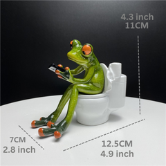 ArtZ® Most Interesting Frog In The World Sculptures