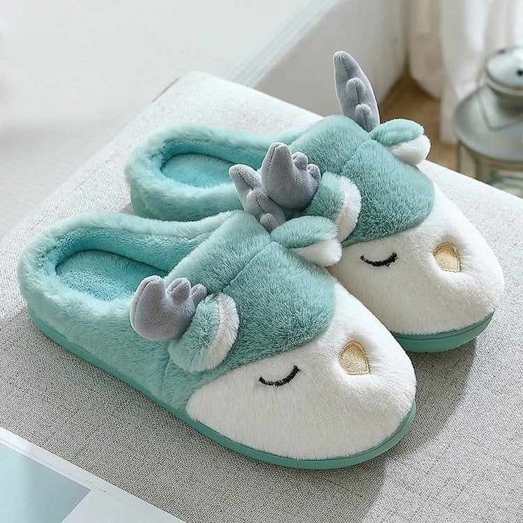 Lindas pantuflas cómodas con orejas de asta