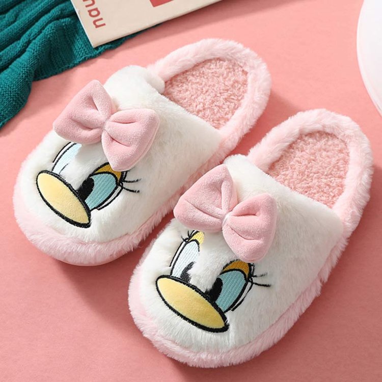 Bequemer warmer Slipper mit Entenschleife