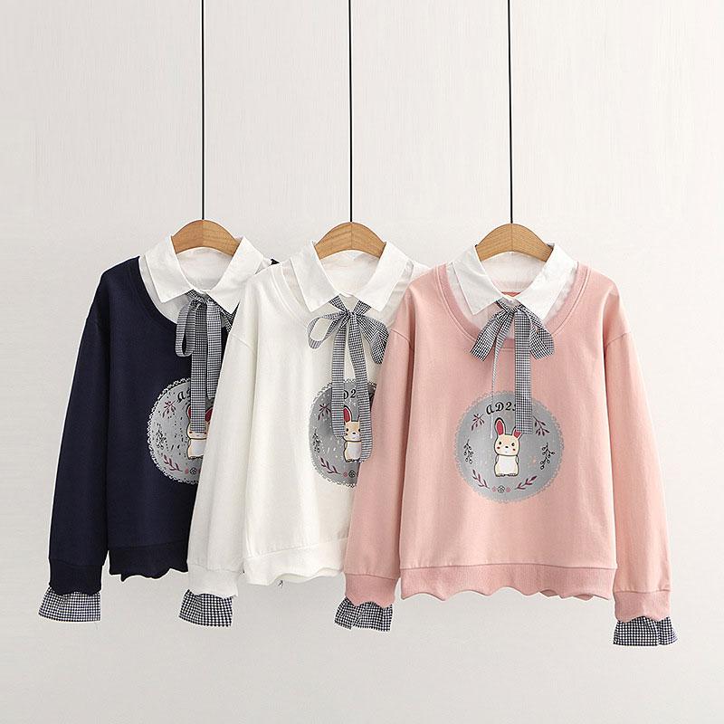 Kawaii Bow Tie Bunny Print Sweatshirt