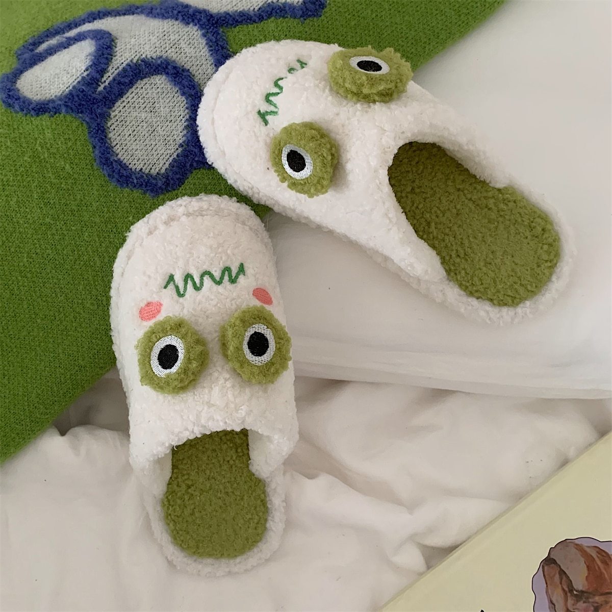 Fuzzy Frog Plush Slipper