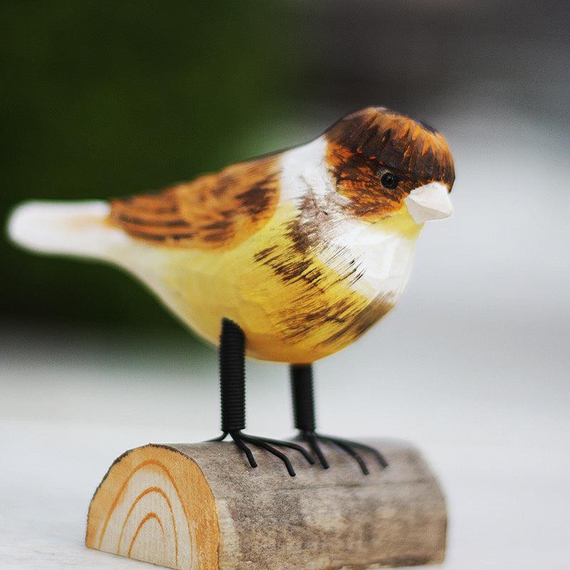 Figurines d'oiseaux canaris huppé sculptés à la main en bois peint