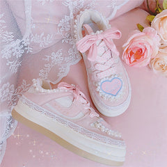 Love Heart Embroidery Round Toe Sneaker