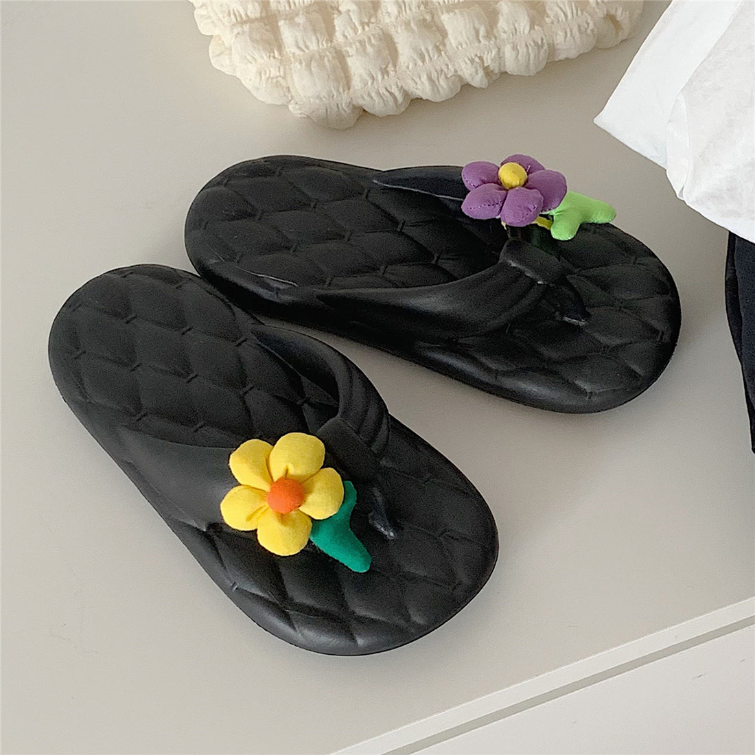 Niedlicher Blumen-Slipper