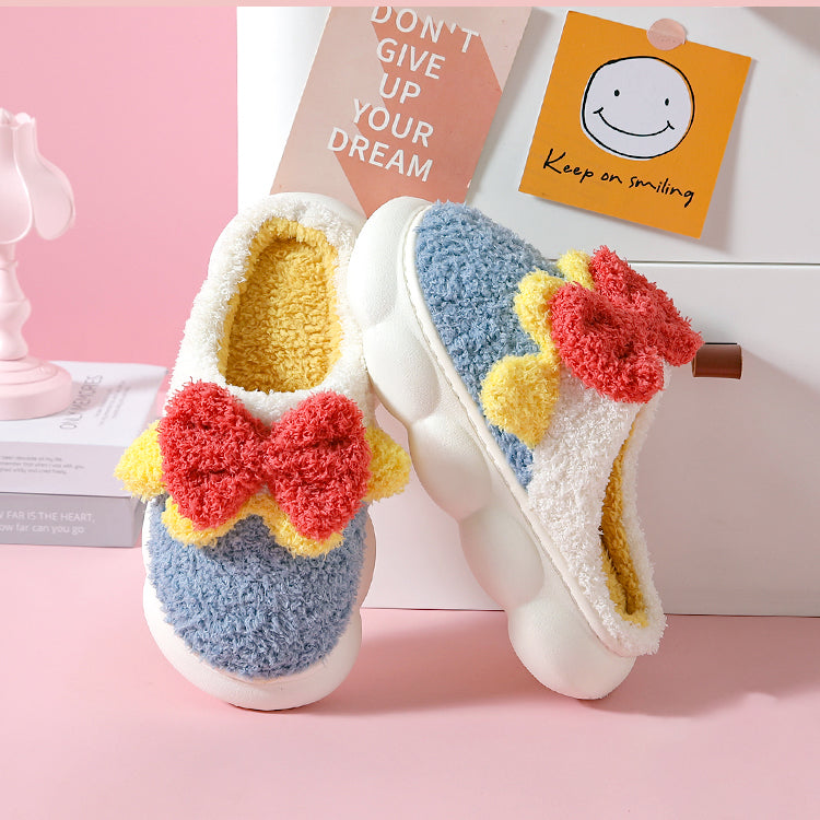 Chaussons en peluche Bowknot