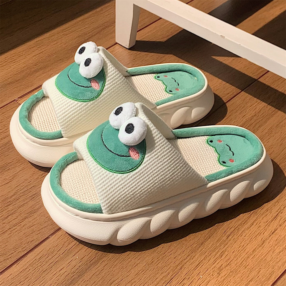 Cute Cartoon Frog Casual Linen Slipper