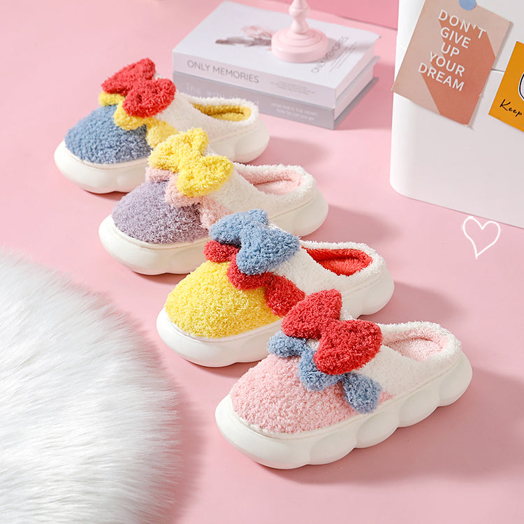 Chaussons en peluche Bowknot