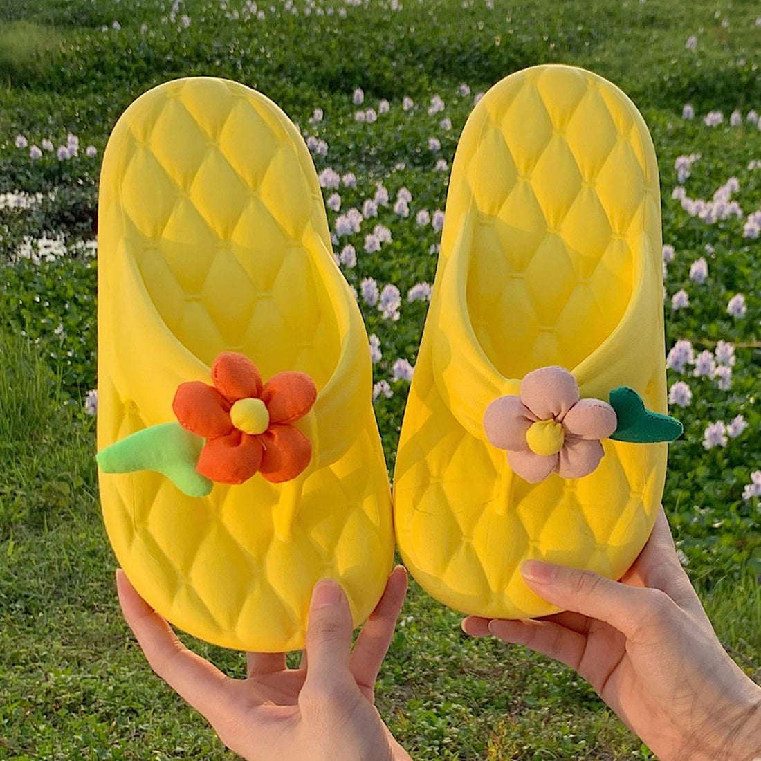 Niedlicher Blumen-Slipper