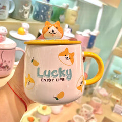 Tasse en céramique mignonne de chien de Corgi avec le couvercle