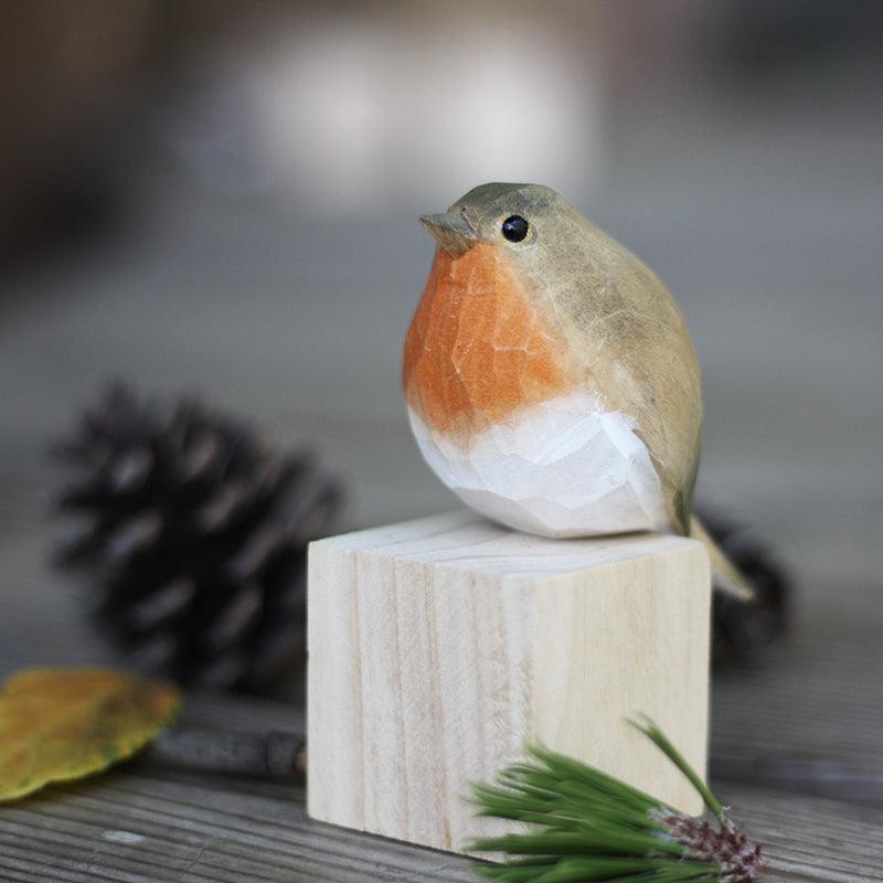 Robin Bird Figurines sculptées à la main en bois peint