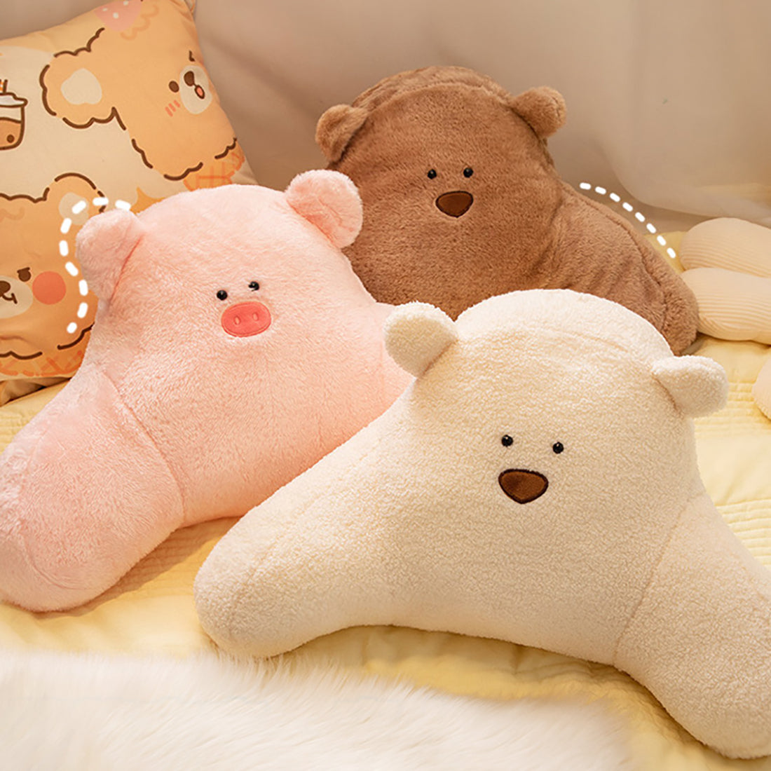 Oreiller mignon de coussin de dos d'ours