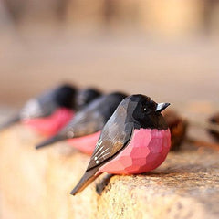 Pink Robin Bird Figuren aus handgeschnitztem, bemaltem Holz